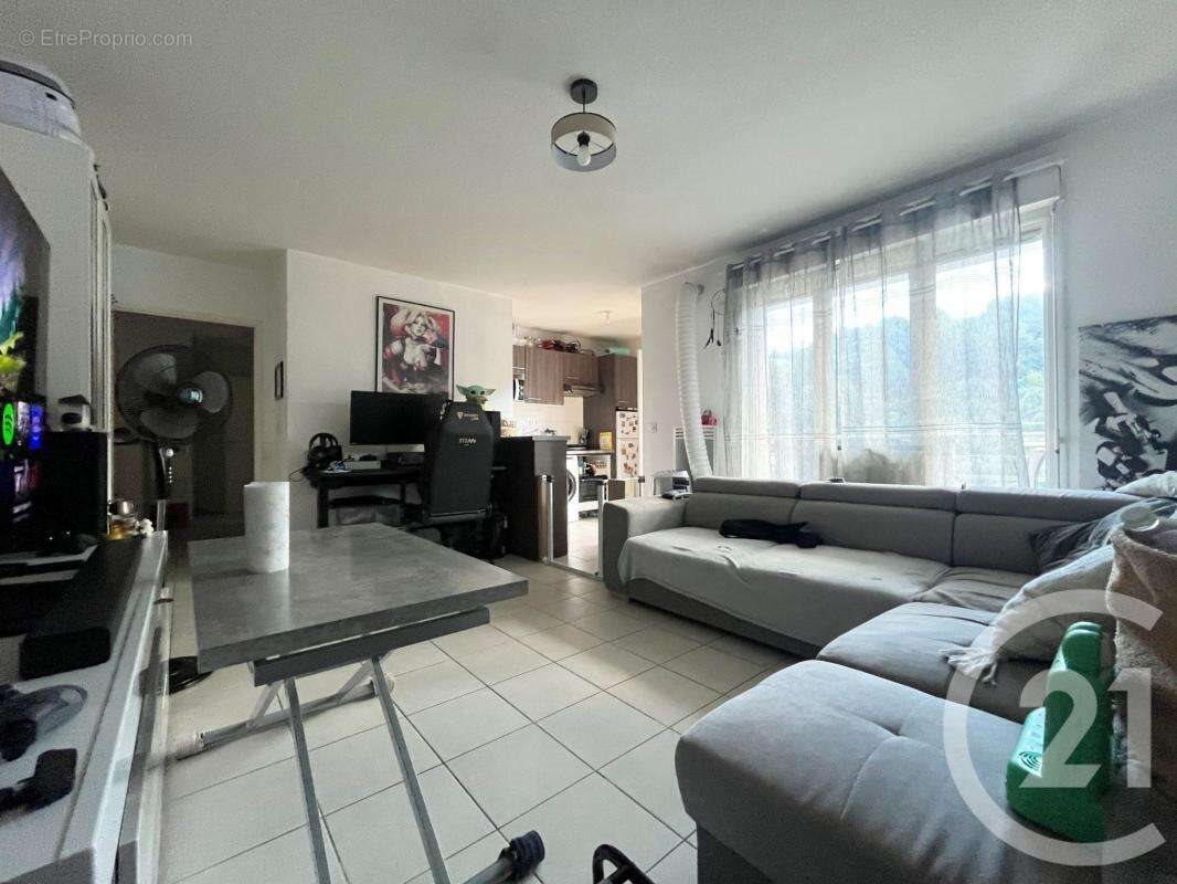 Appartement à vendre, 58m², Saint-André-de-la-Roche
