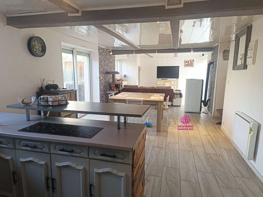 Maison à vendre, 100m², Chanas