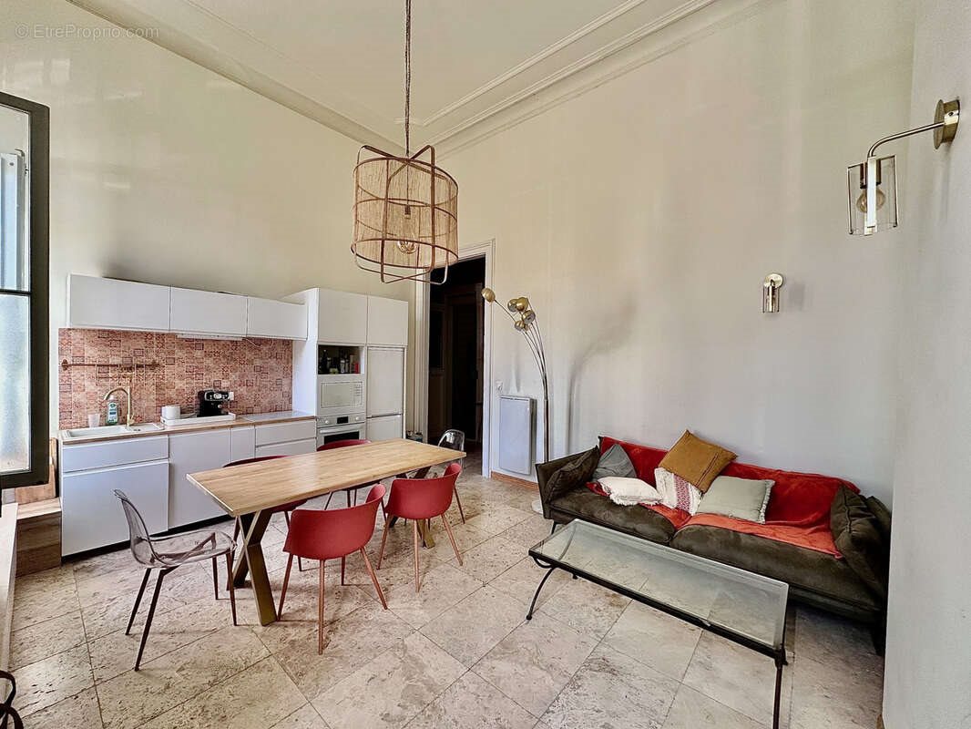 Appartement à vendre, 69m², Sète