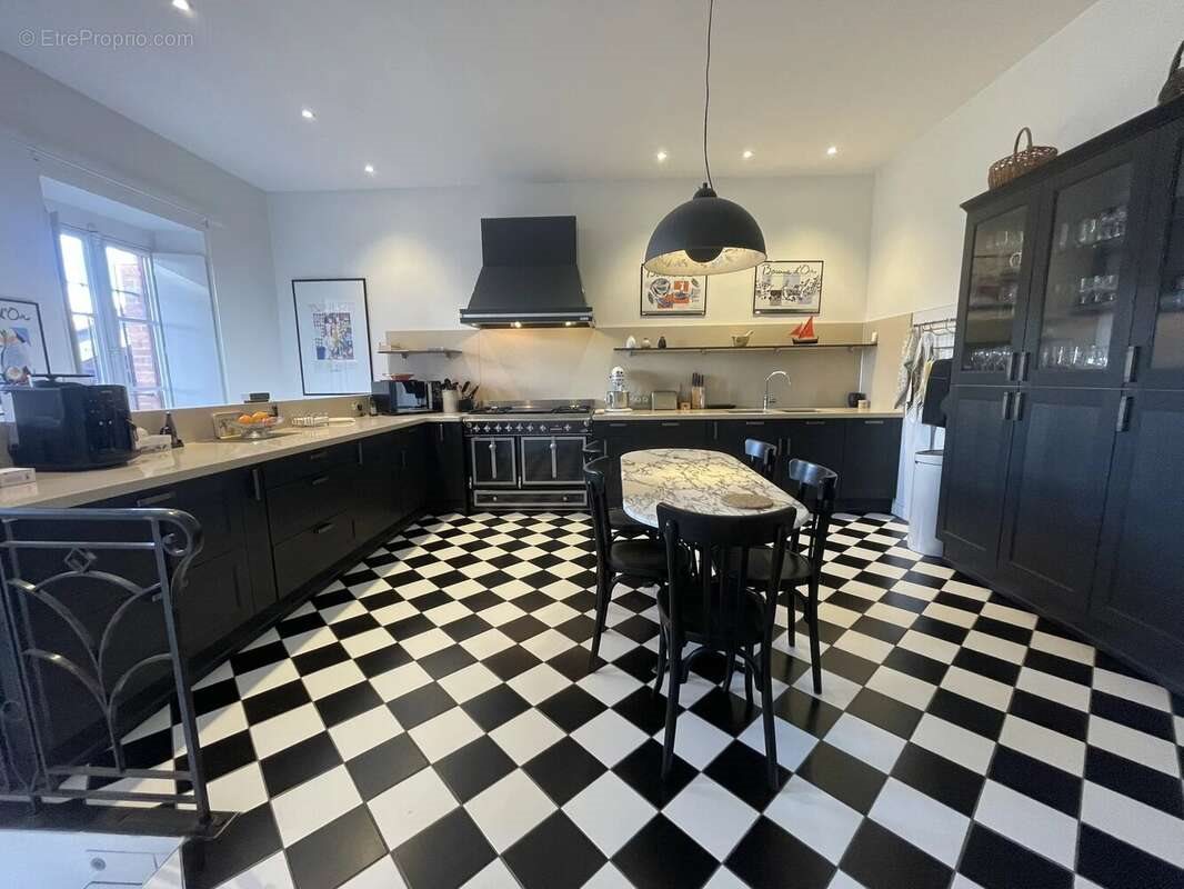Maison à vendre, 353m², La Redorte