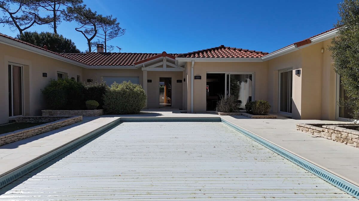 Maison à vendre, 242m², Biscarrosse