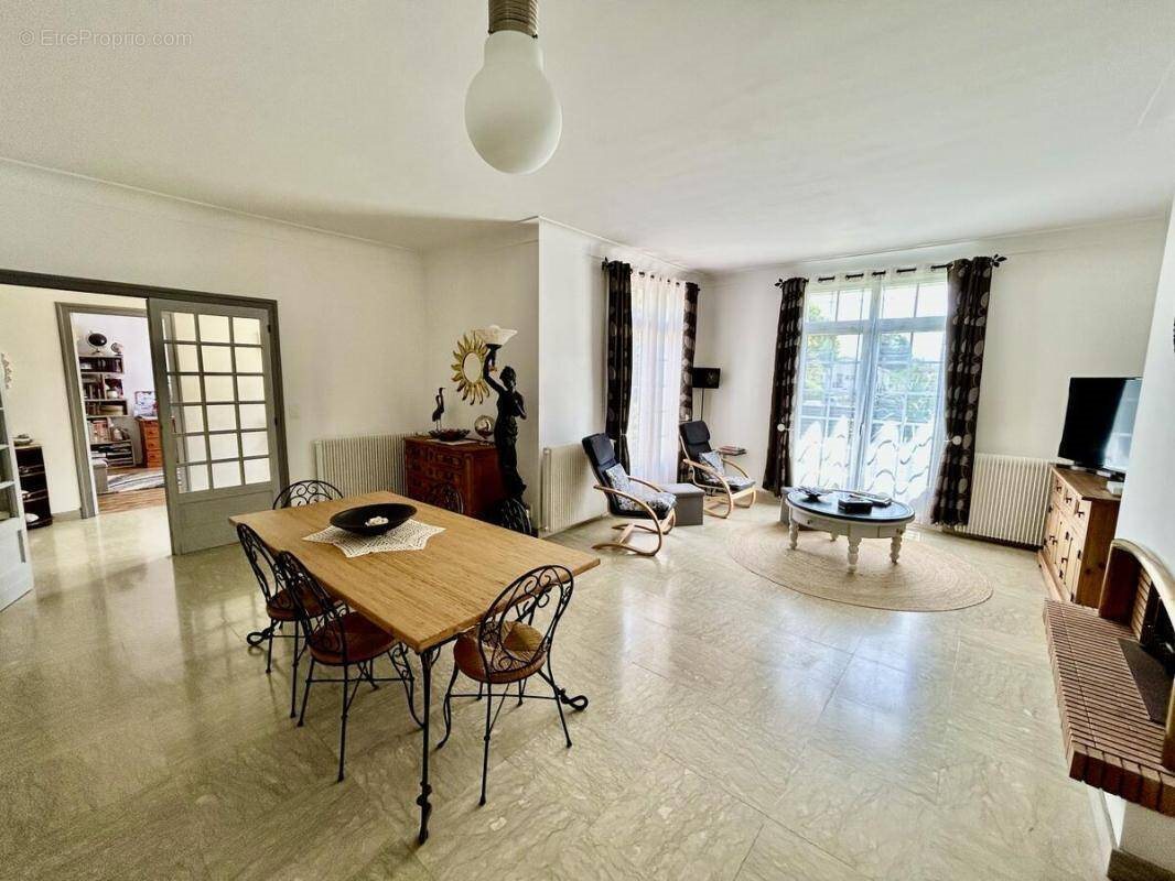 Maison à vendre, 224m², Pau