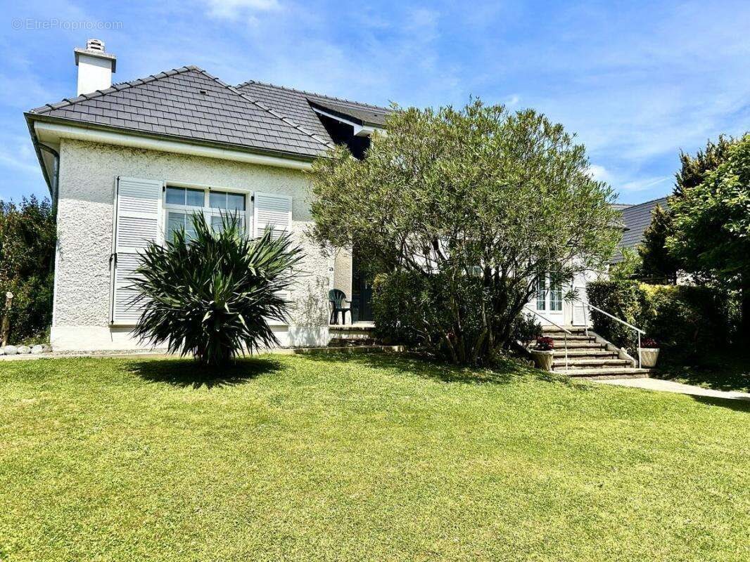 Maison à vendre, 224m², Pau