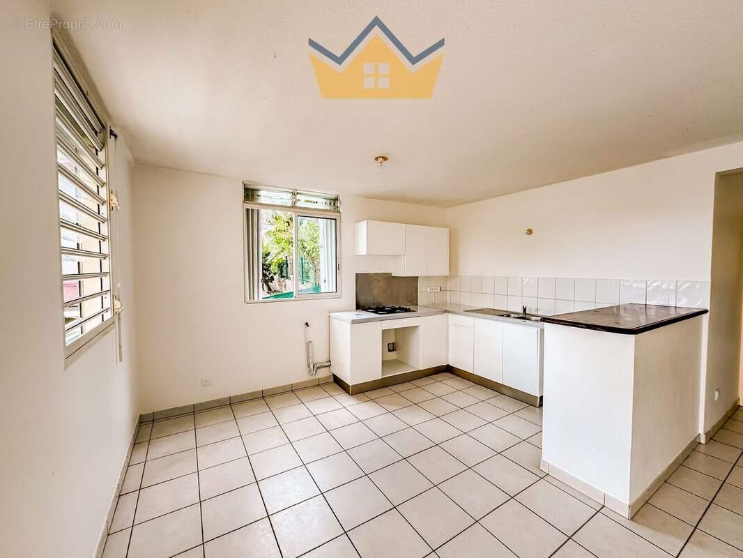 Appartement à vendre, 58m², Fort-de-France