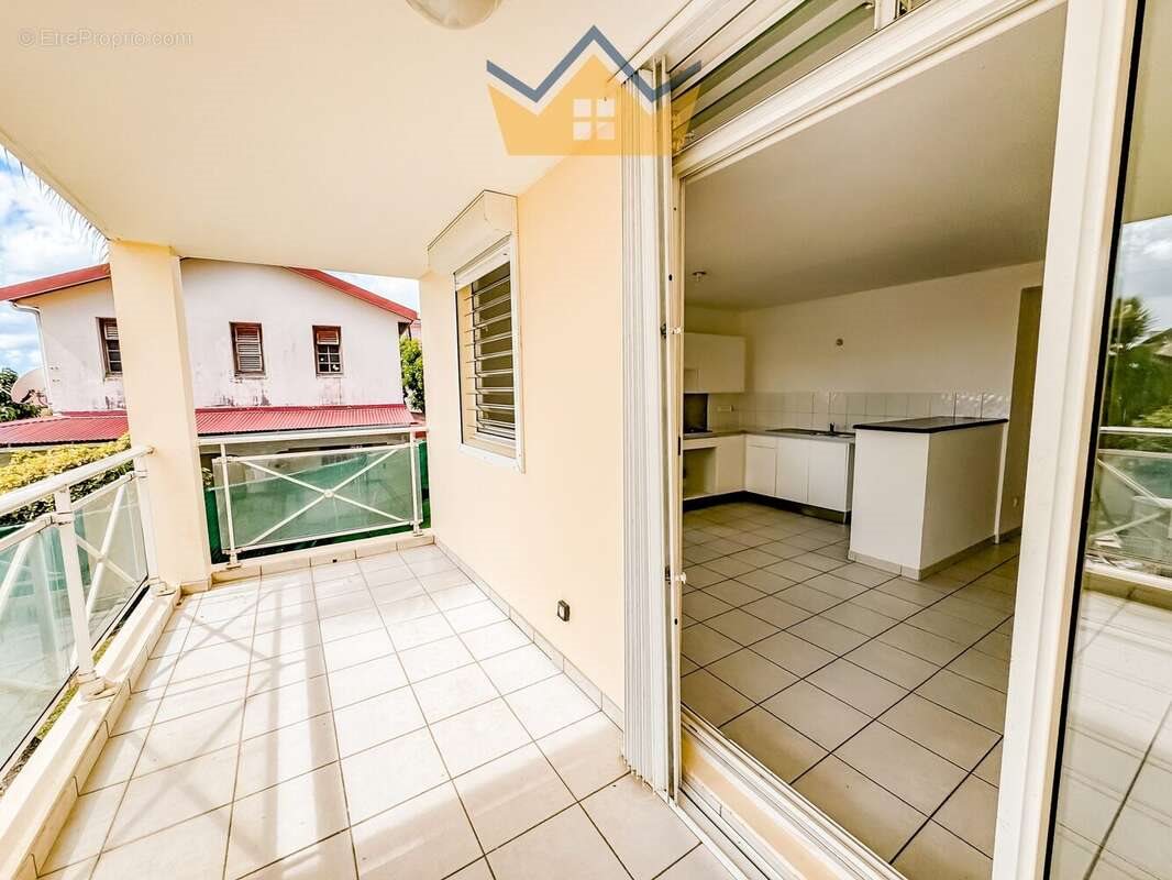 Appartement à vendre, 58m², Fort-de-France
