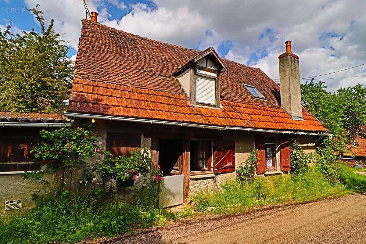 Maison à vendre, 72m², Savigny-en-Sancerre