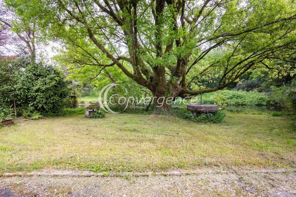 Maison à vendre, 250m², Maisonnais-sur-Tardoire
