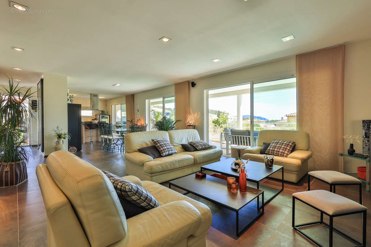 Maison à vendre, 172m², La Ciotat