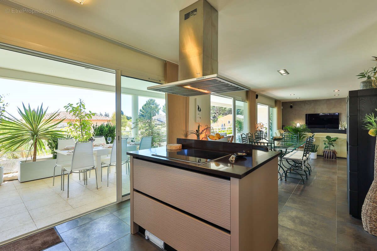 Maison à vendre, 172m², La Ciotat