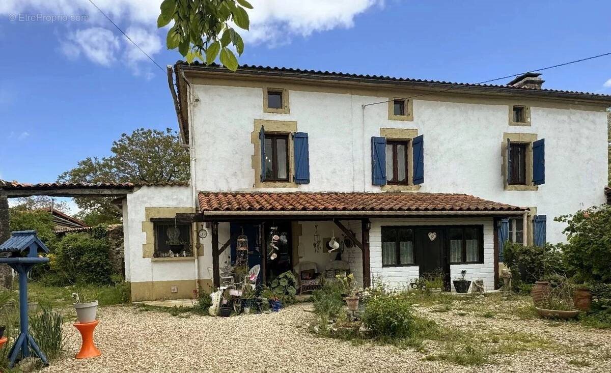 Maison à vendre, 132m², Fontenille