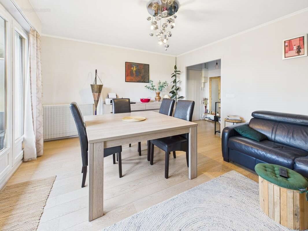 Appartement à vendre, 72m², Bougival