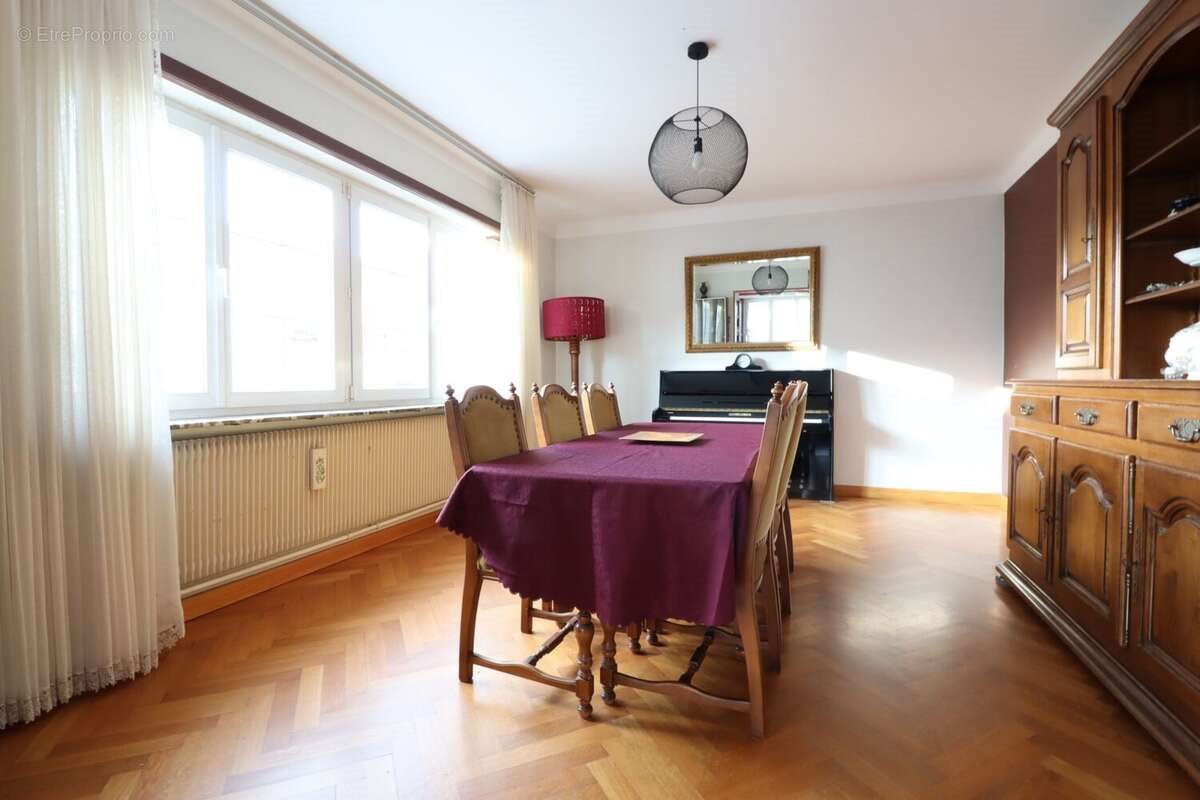 Maison à vendre, 182m², Wolfisheim
