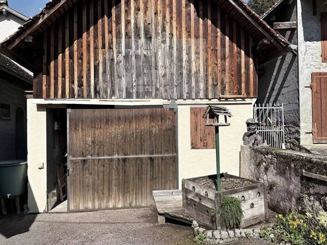 Maison à vendre, 75m², Veyrier-du-Lac