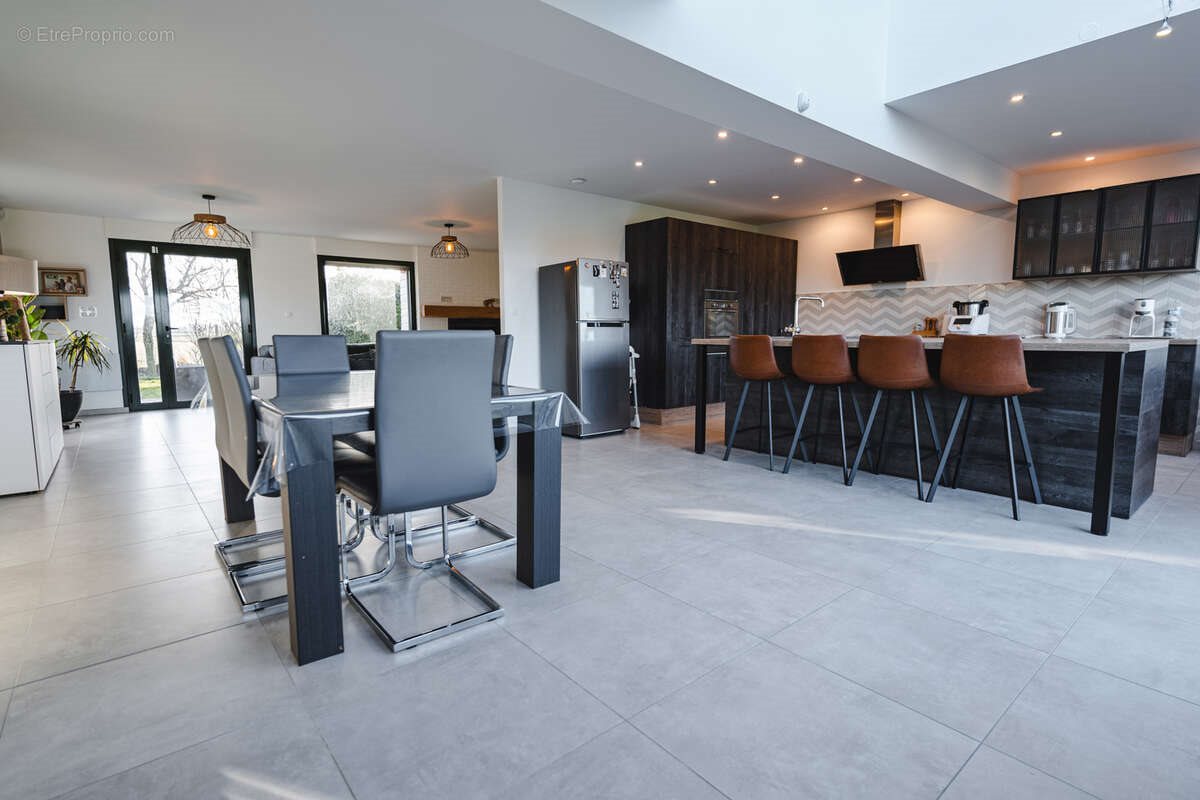 Maison à vendre, 225m², Téteghem