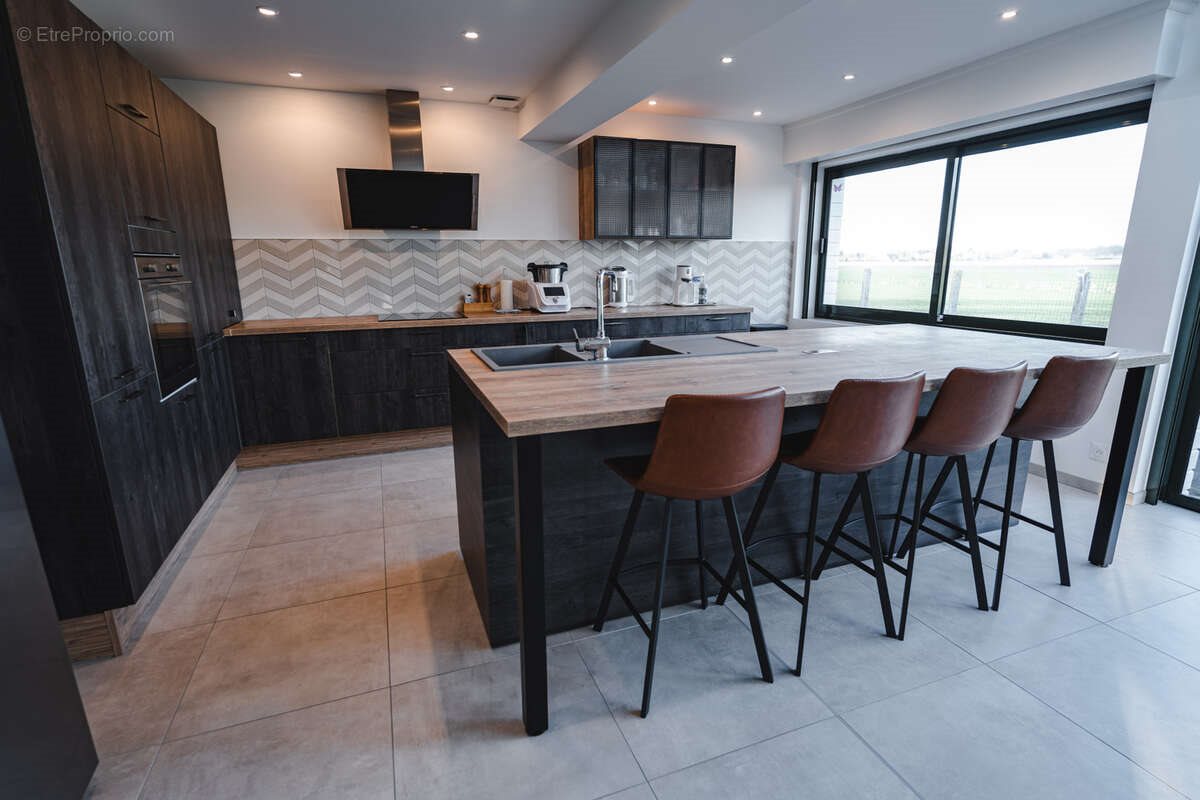 Maison à vendre, 225m², Téteghem