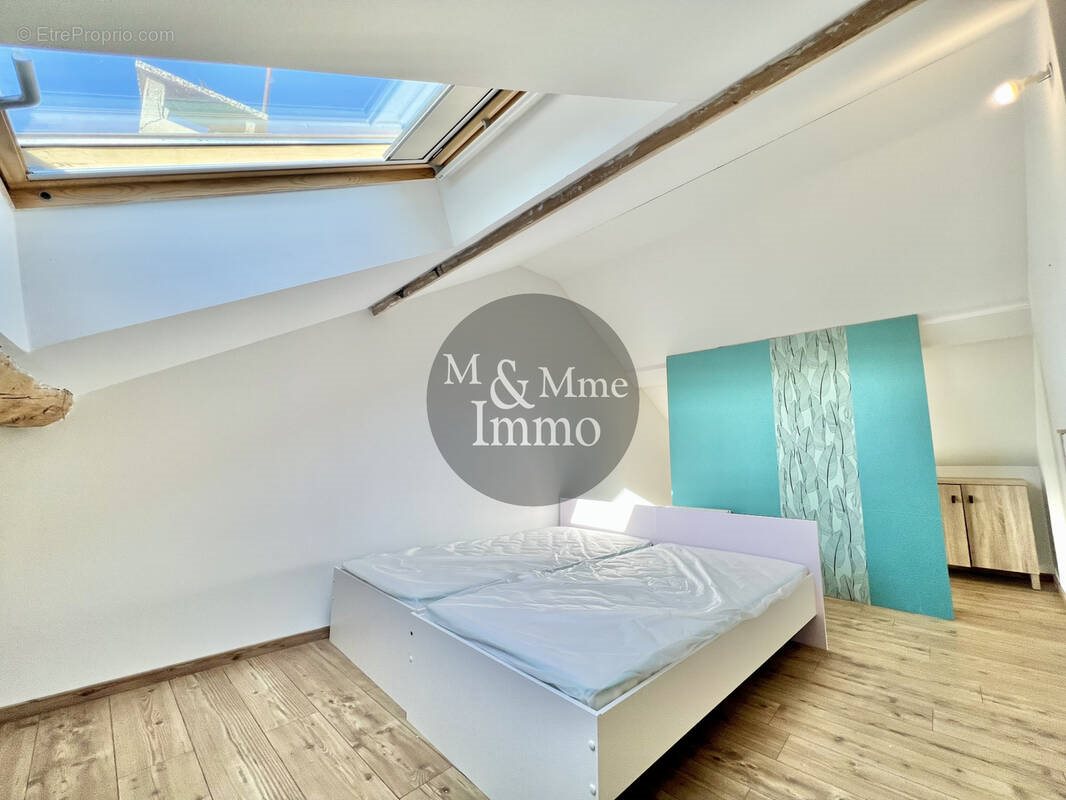 Appartement à vendre, 59m², Sainte-Tulle