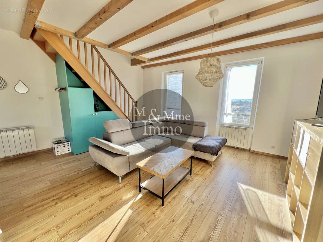 Appartement à vendre, 59m², Sainte-Tulle