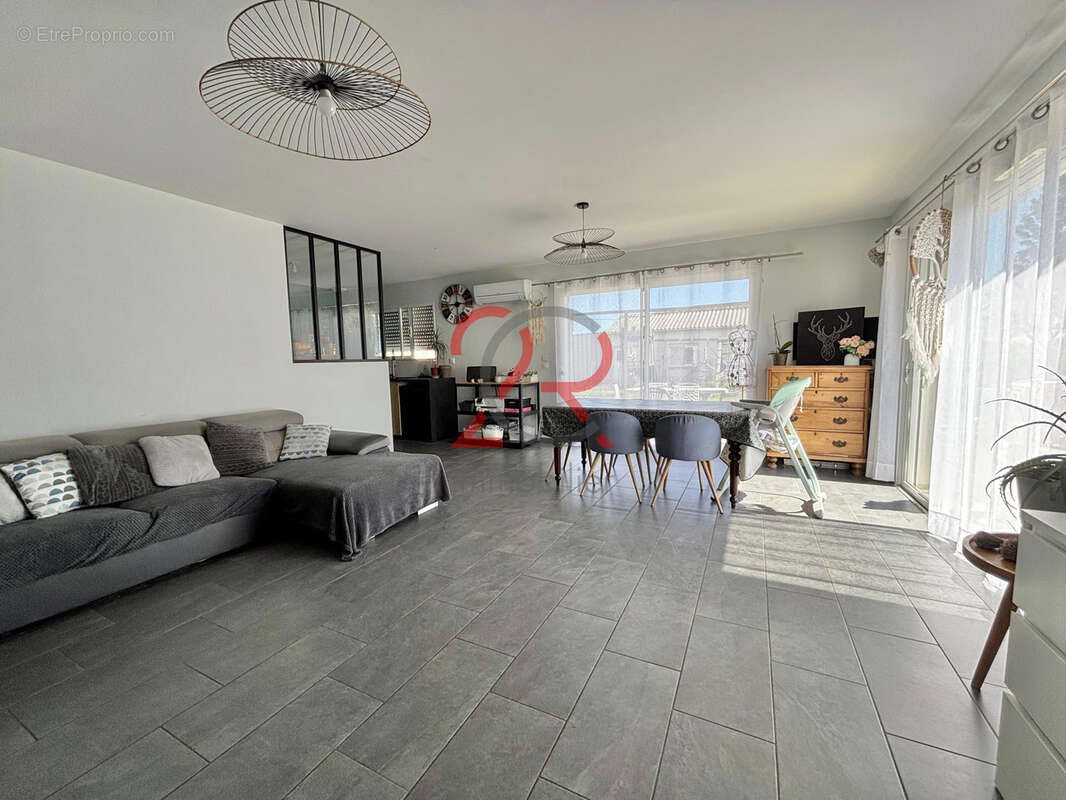 Maison à vendre, 105m², Lamarque