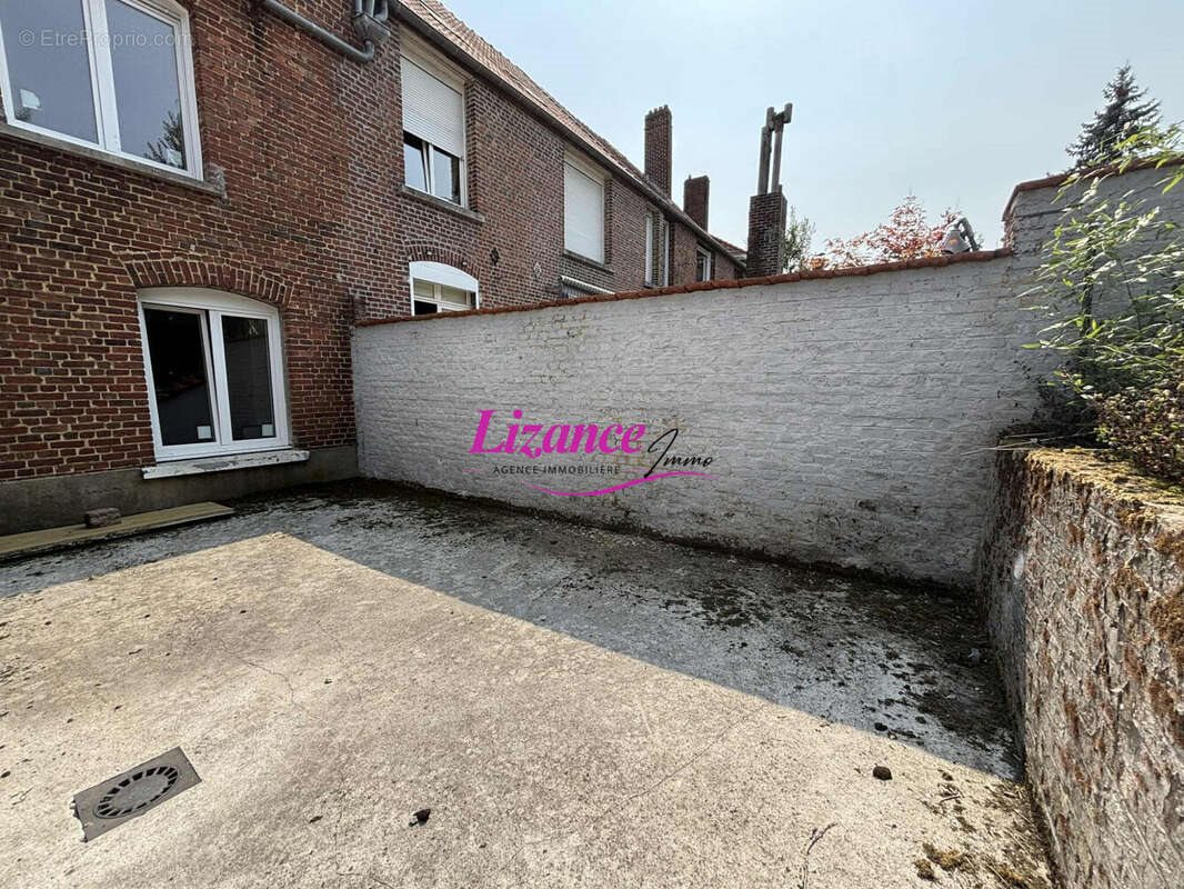 Maison à vendre, 156m², Fins