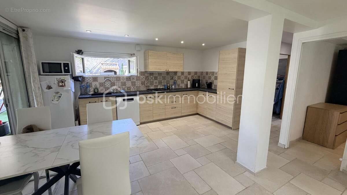 Maison à vendre, 181m², Six-Fours-les-Plages