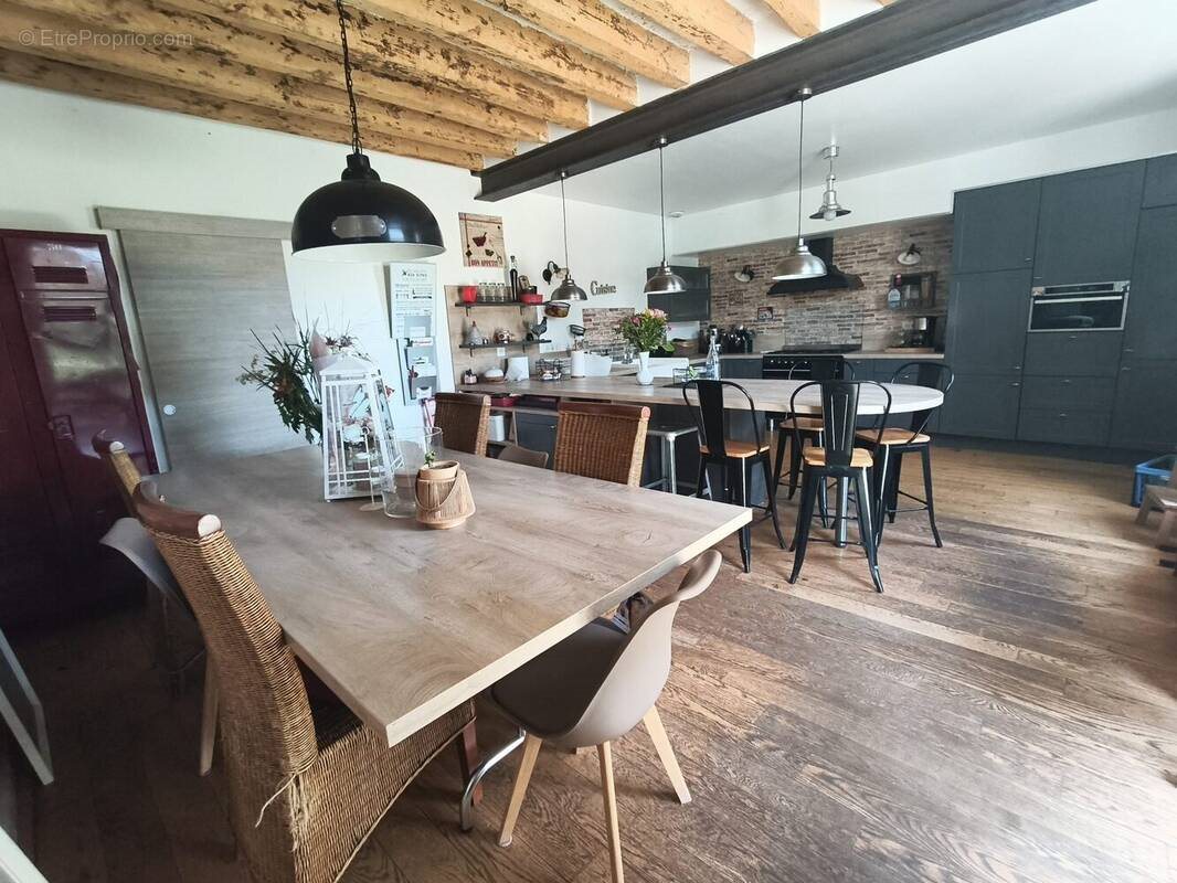 Maison à vendre, 160m², Marçon