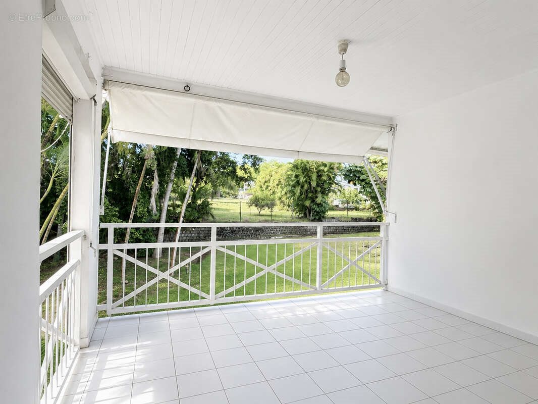 Appartement à vendre, 53m², Petit-Bourg
