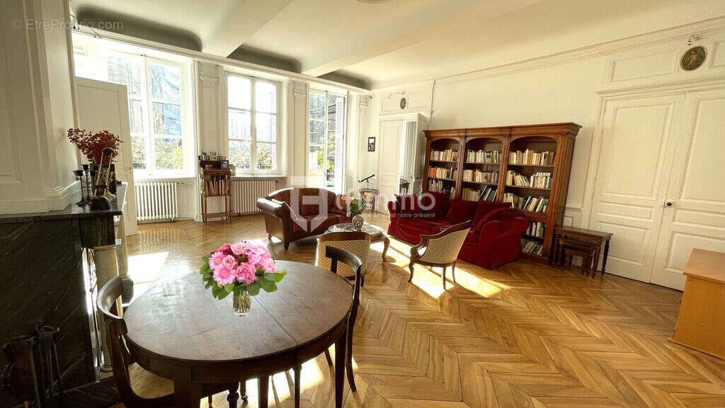 Appartement à vendre, 176m², Saint-Chamond