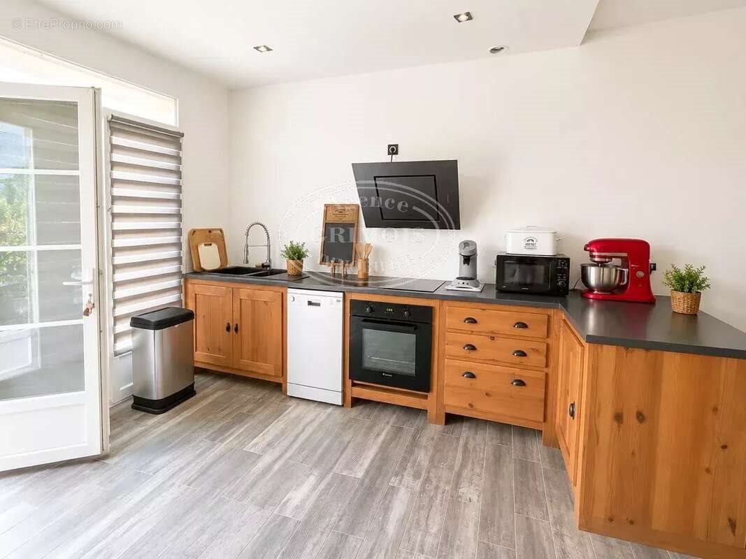 Maison à vendre, 92m², Talairan