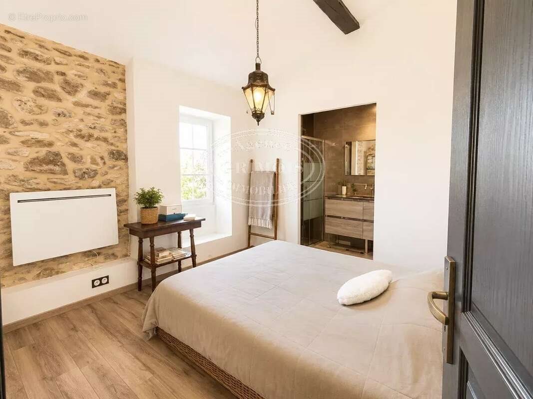 Maison à vendre, 92m², Talairan