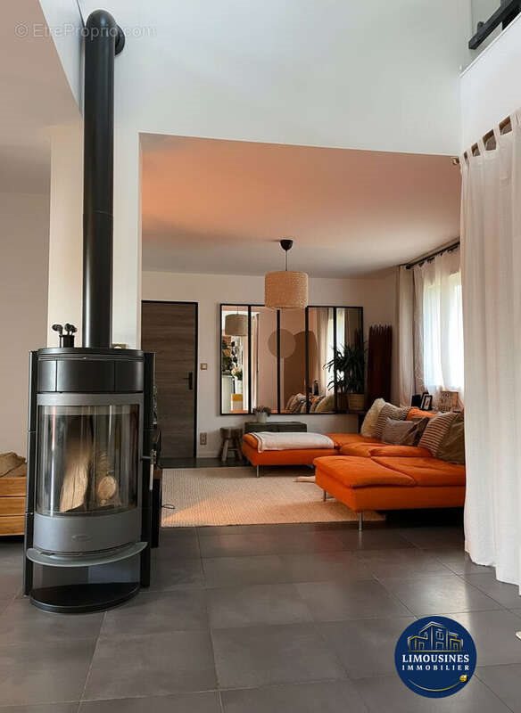 Maison à vendre, 165m², Saint-Jouvent