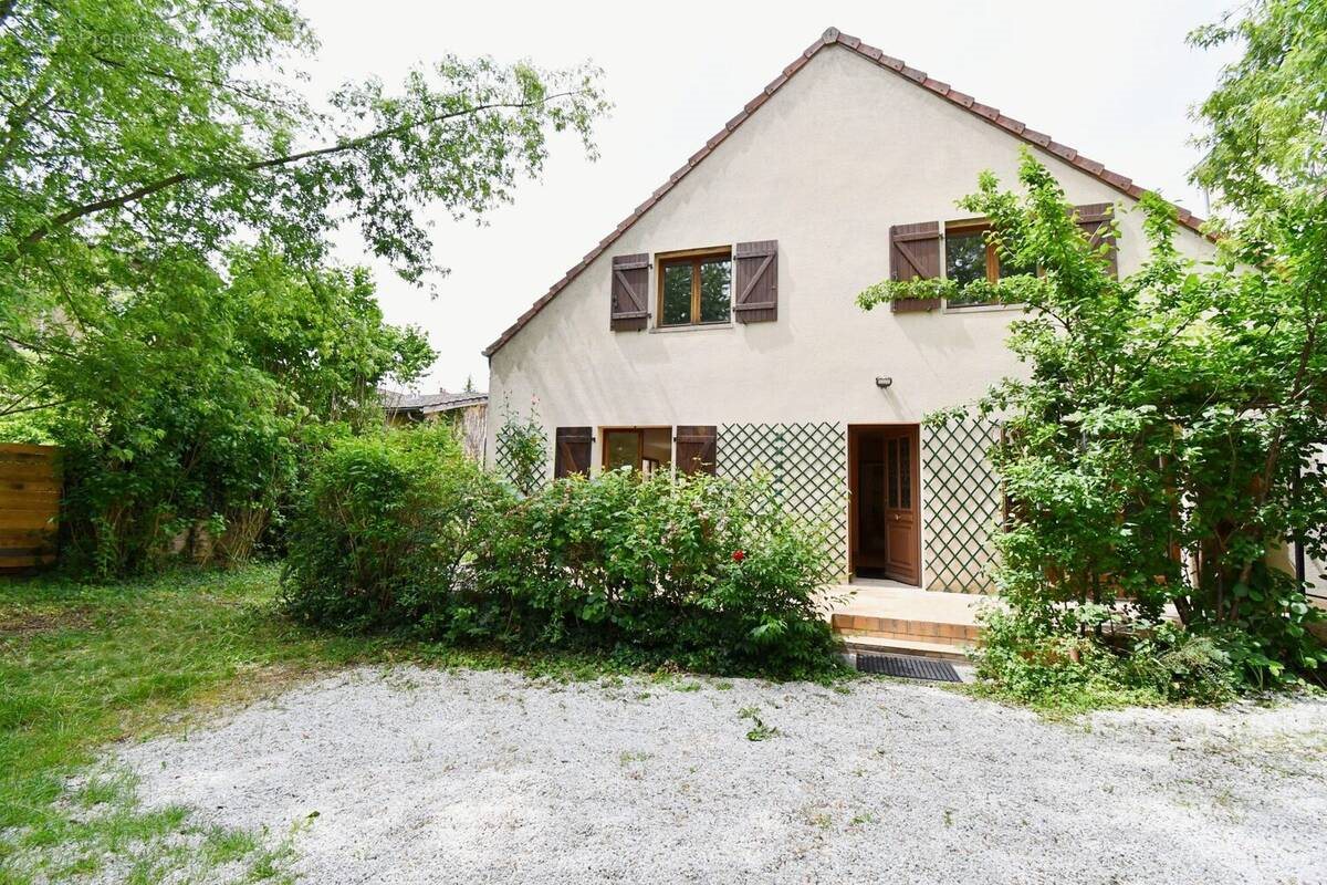 Maison à vendre, 151m², Autun