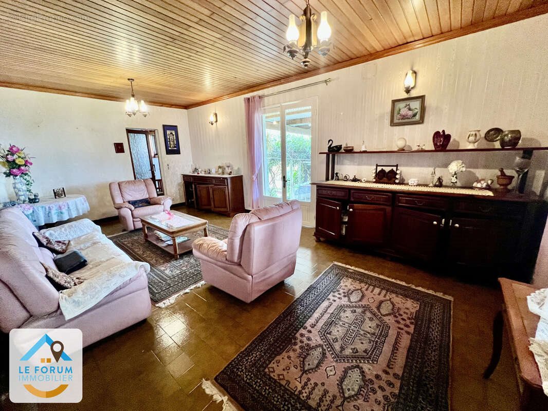 Maison à vendre, 157m², Le Tampon
