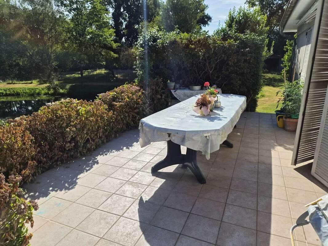 Maison à vendre, 105m², Laval