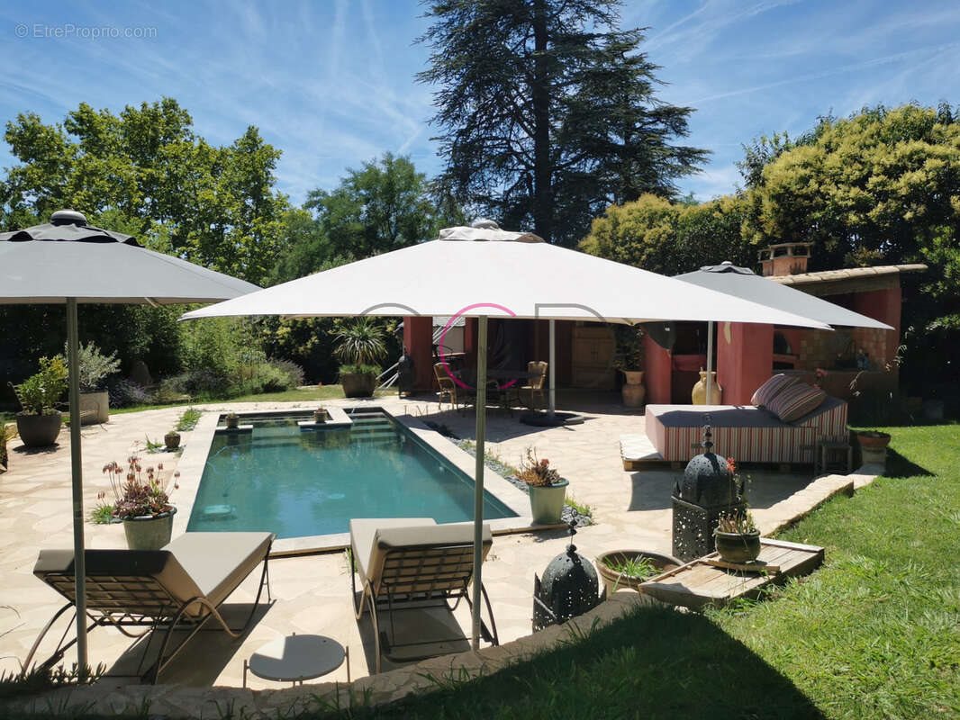 Maison à vendre, 400m², Coudoux