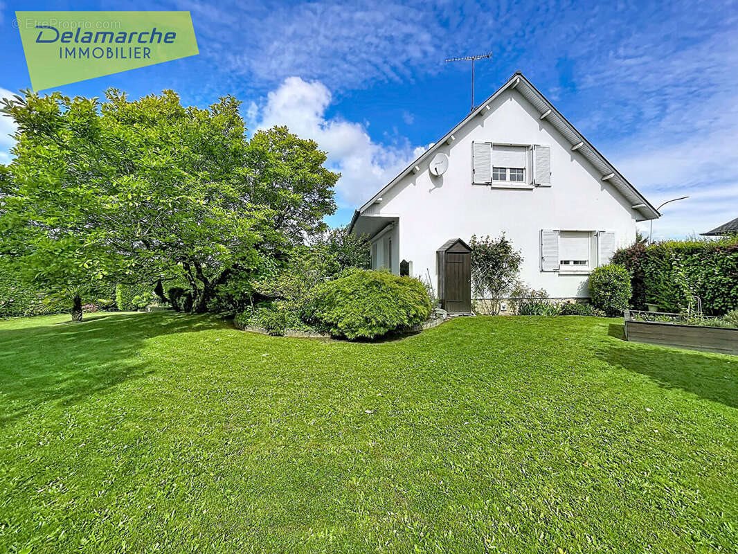 Maison à vendre, 182m², Ducey