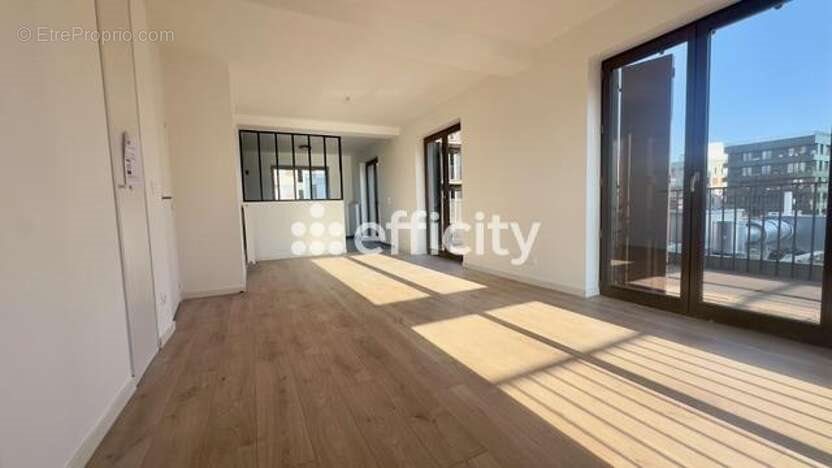 Appartement à vendre, 72m², Nanterre