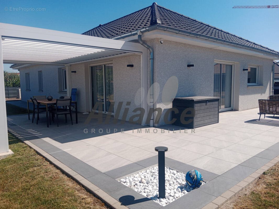 Maison à vendre, 125m², Lure