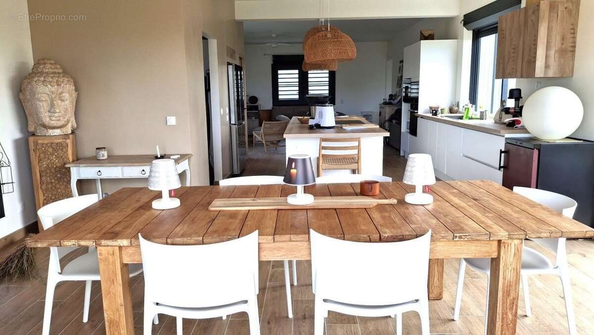 Maison à vendre, 168m², Sainte-Anne