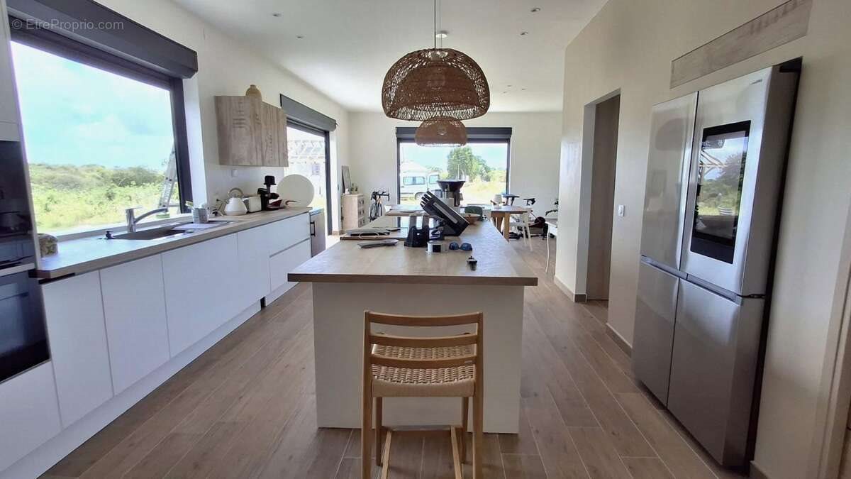 Maison à vendre, 168m², Sainte-Anne
