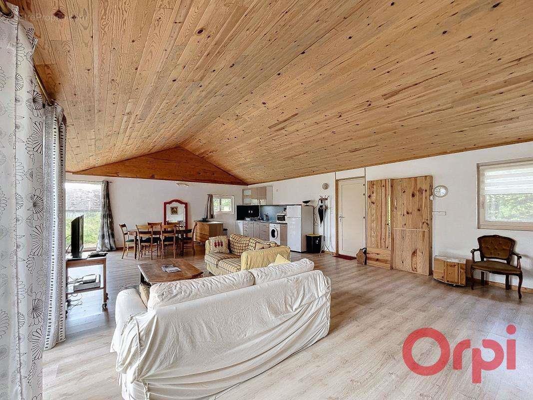 Maison à vendre, 100m², Saint-Germain-Chassenay