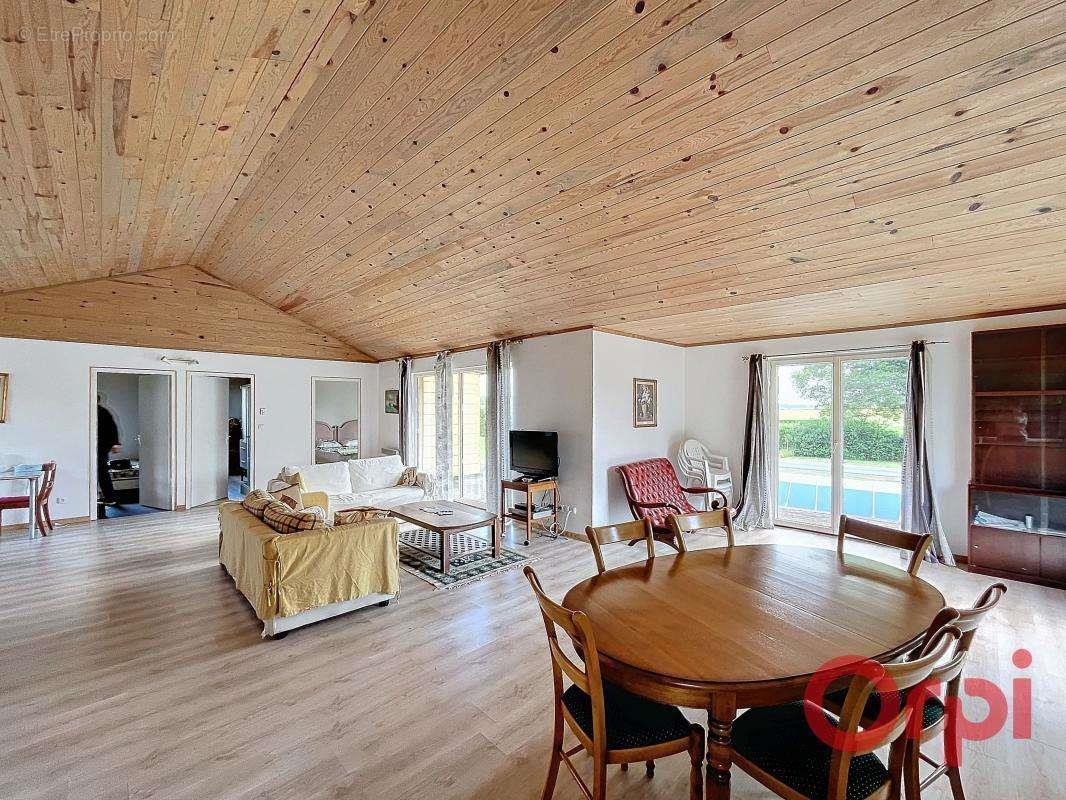 Maison à vendre, 100m², Saint-Germain-Chassenay