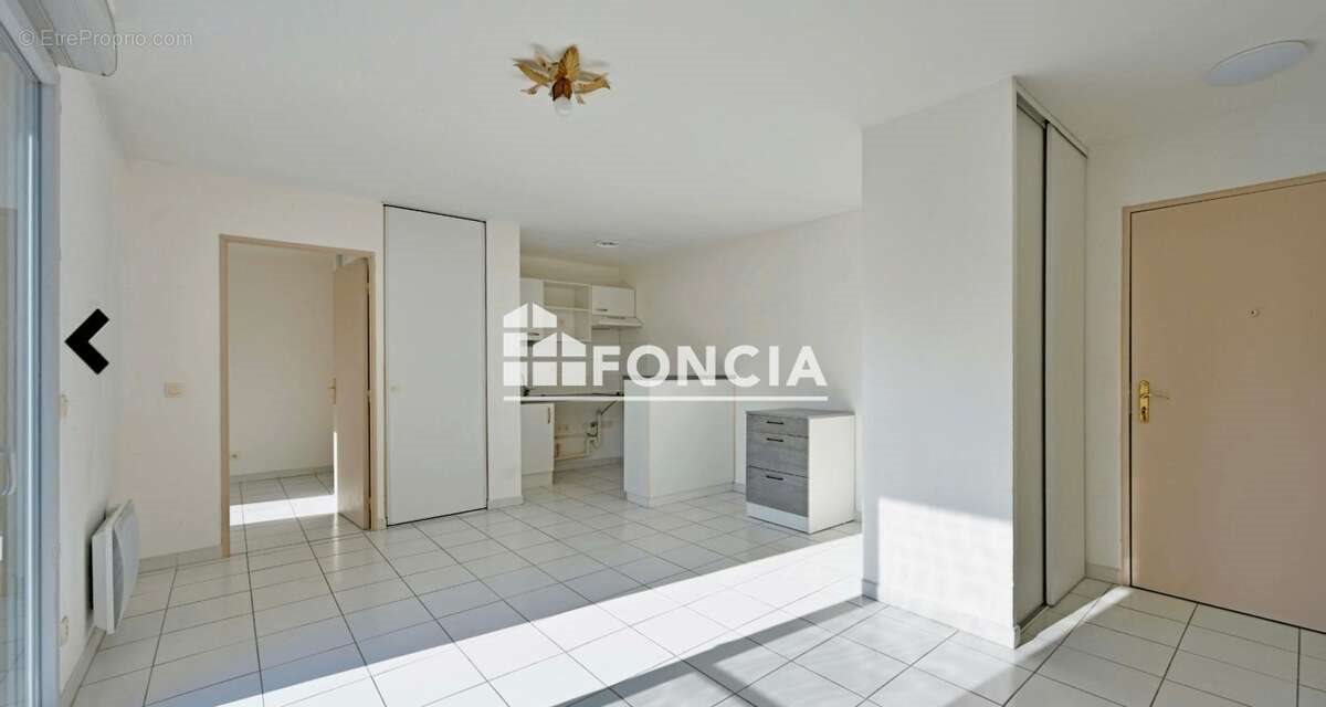 Appartement à vendre, 38m², Arles