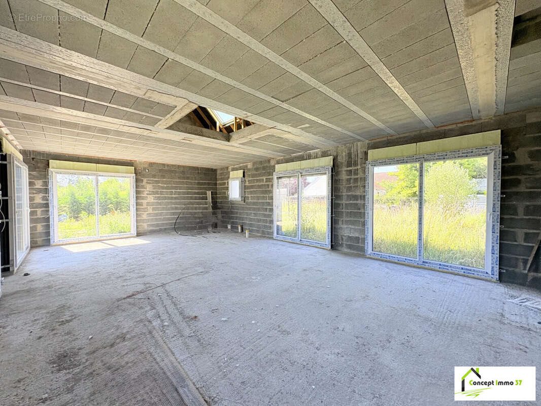 Maison à vendre, 82m², Véretz