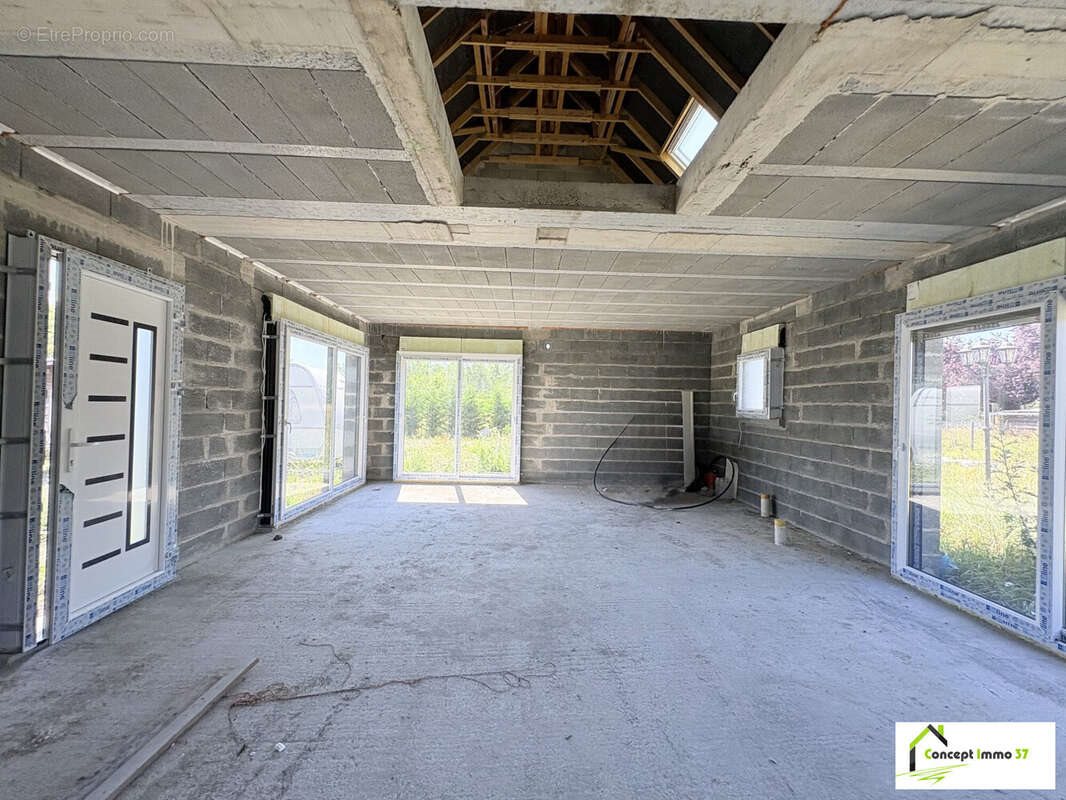 Maison à vendre, 82m², Véretz