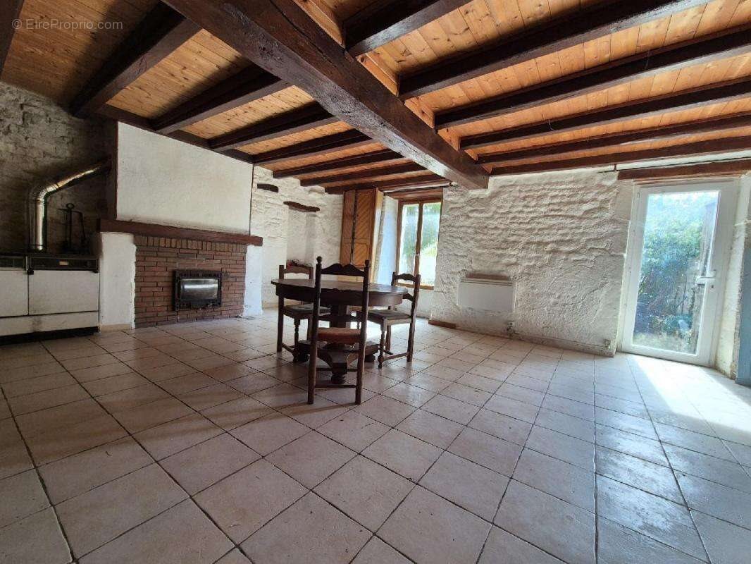 Maison à vendre, 240m², Surgères