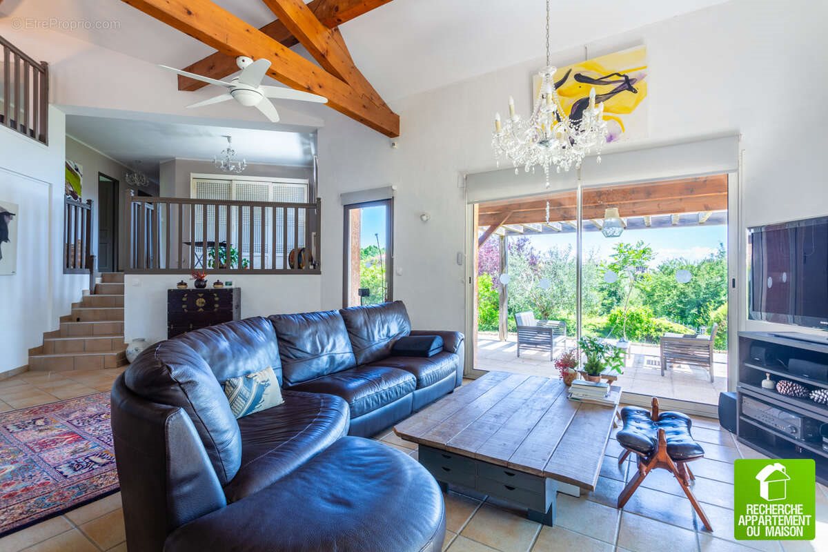 Maison à vendre, 255m², Craponne
