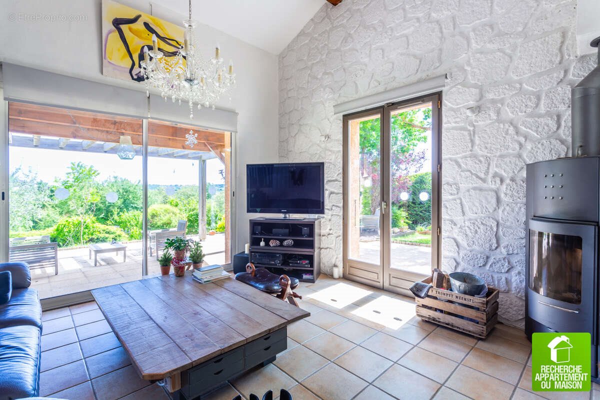 Maison à vendre, 255m², Craponne