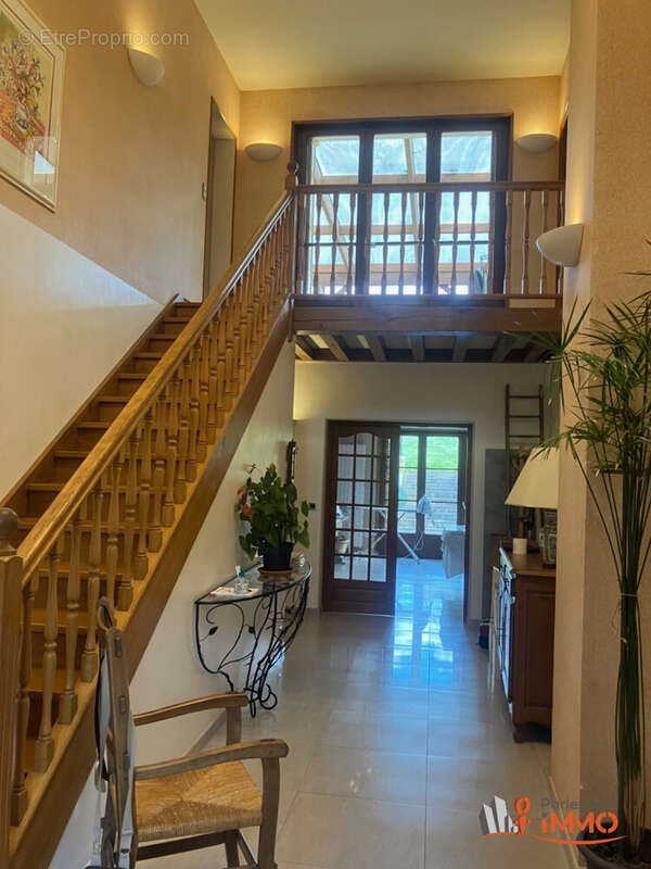 Maison à vendre, 327m², Vézelay