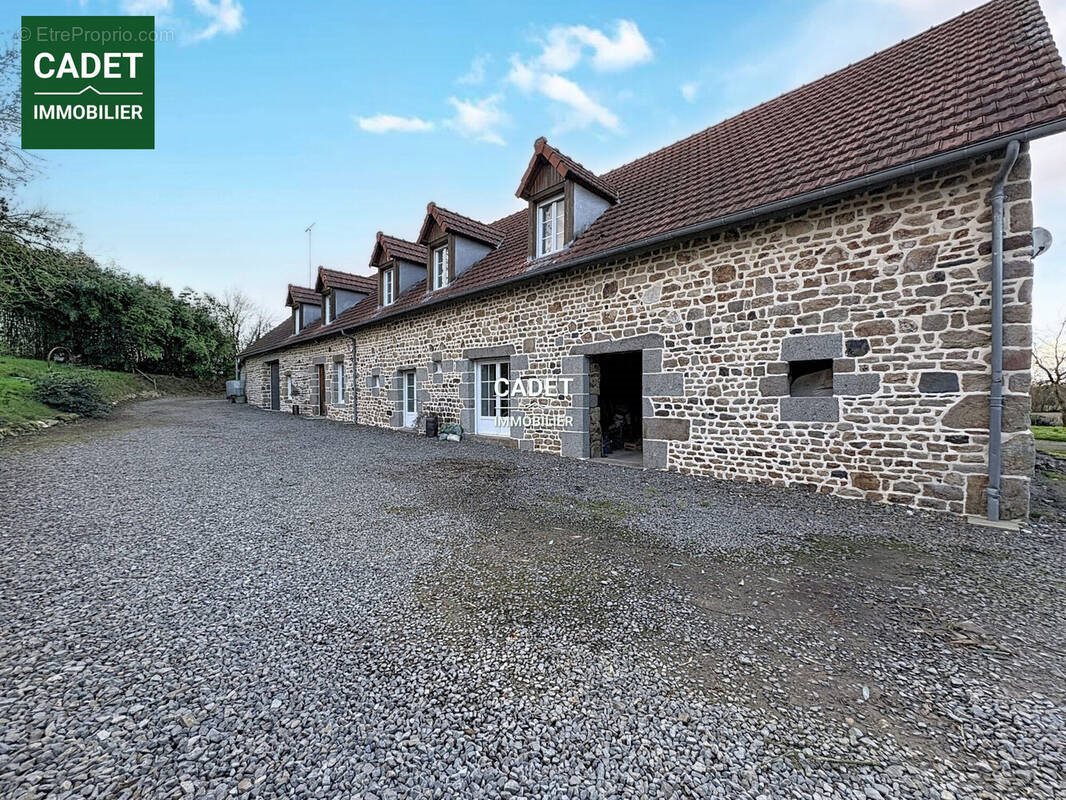 Maison à vendre, 192m², Le Tanu