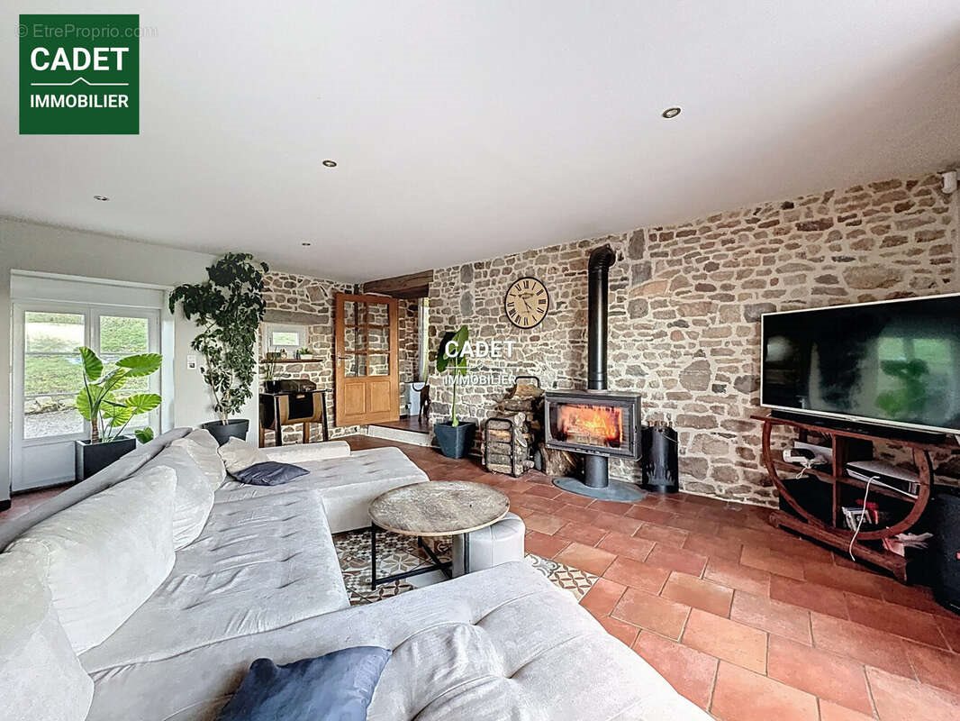 Maison à vendre, 192m², Le Tanu